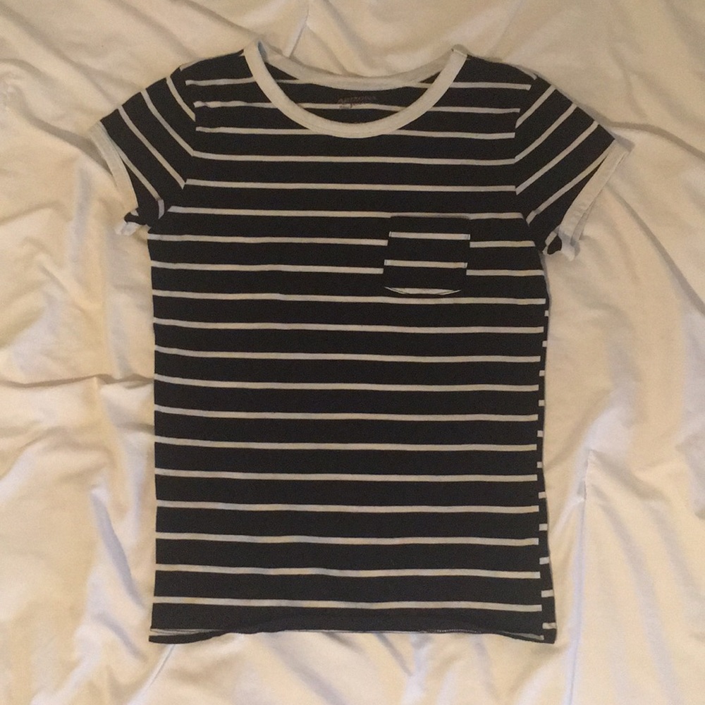 Arizona Jean Co. Black and White Ringer Tee
